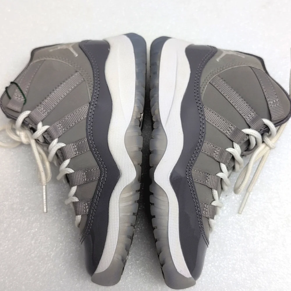 Nike Air Jordan 11 Retro Cool Gray Kids Size 11C - Picture 7 of 16